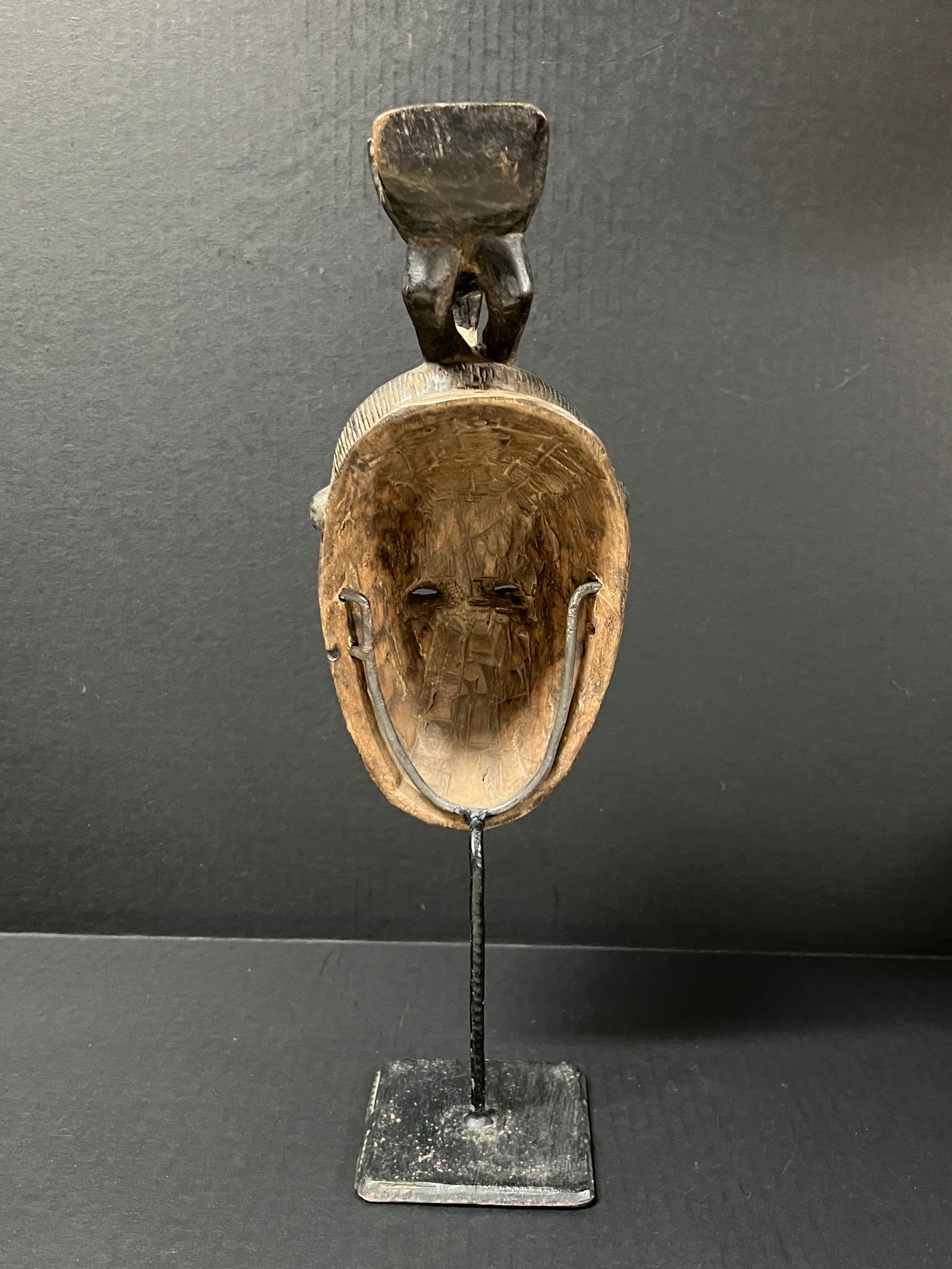 Baule Mask with Stand - 7