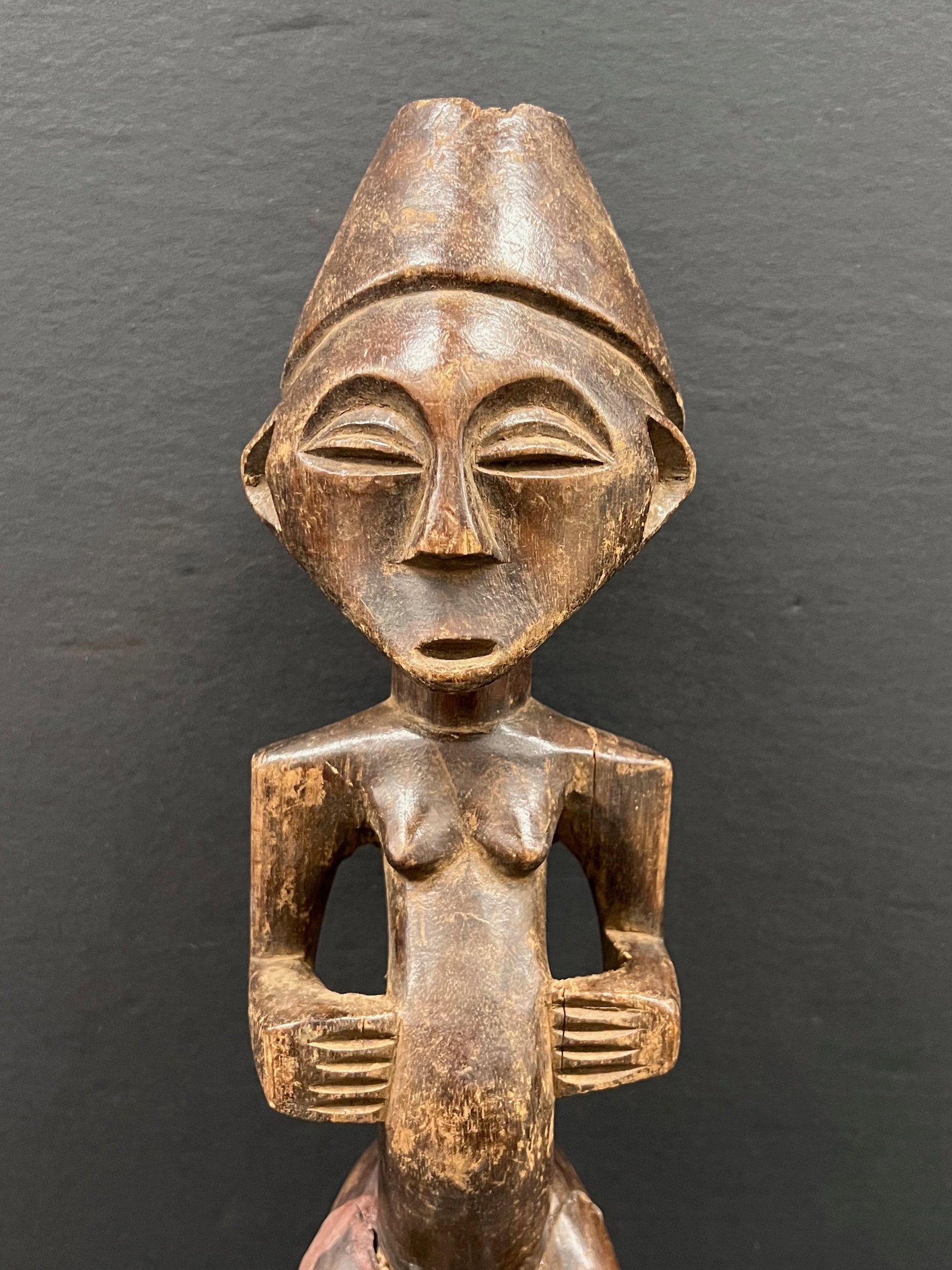 Kuba Statue - 2