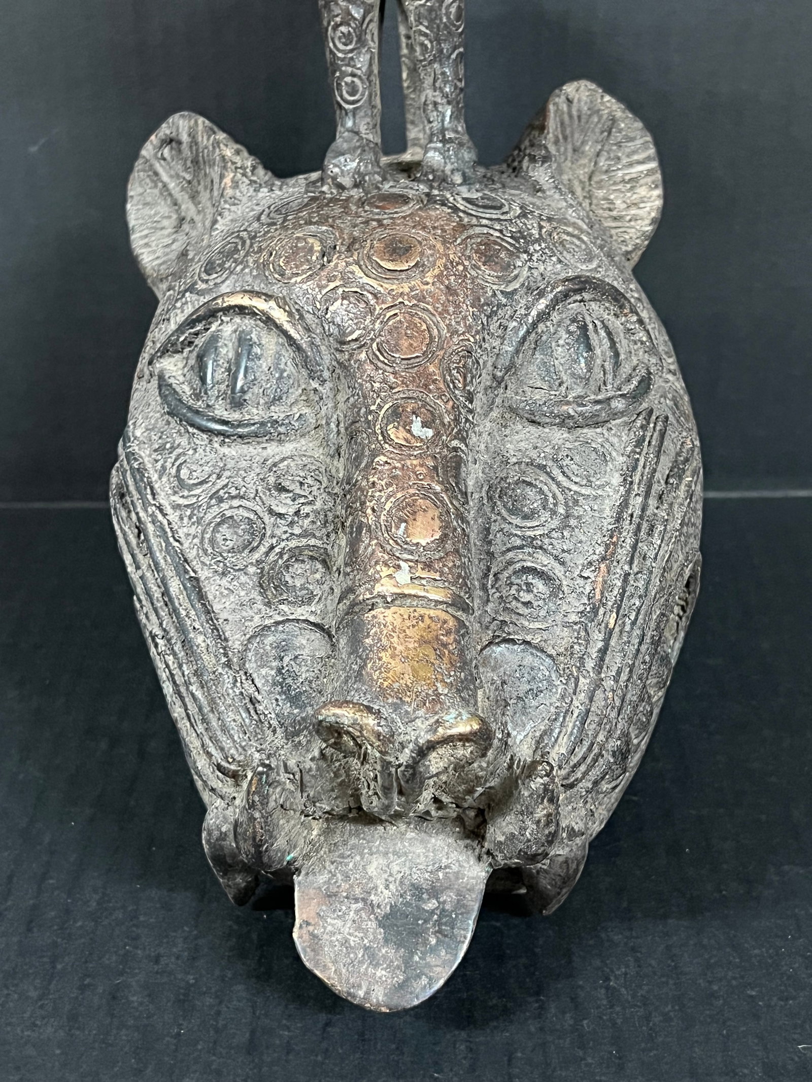 Bronze Benin Leopard Head - 2