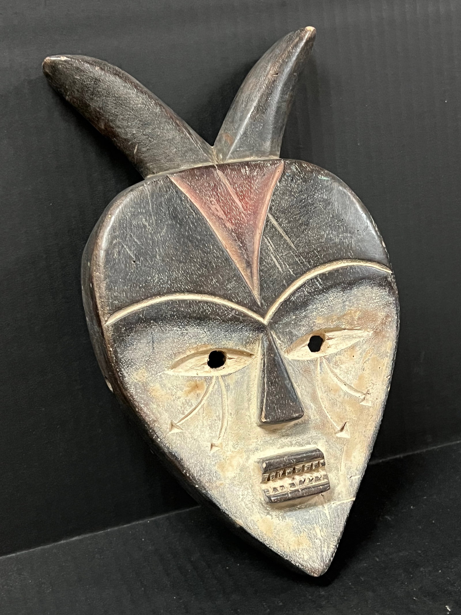 Vuvi Mask - 2
