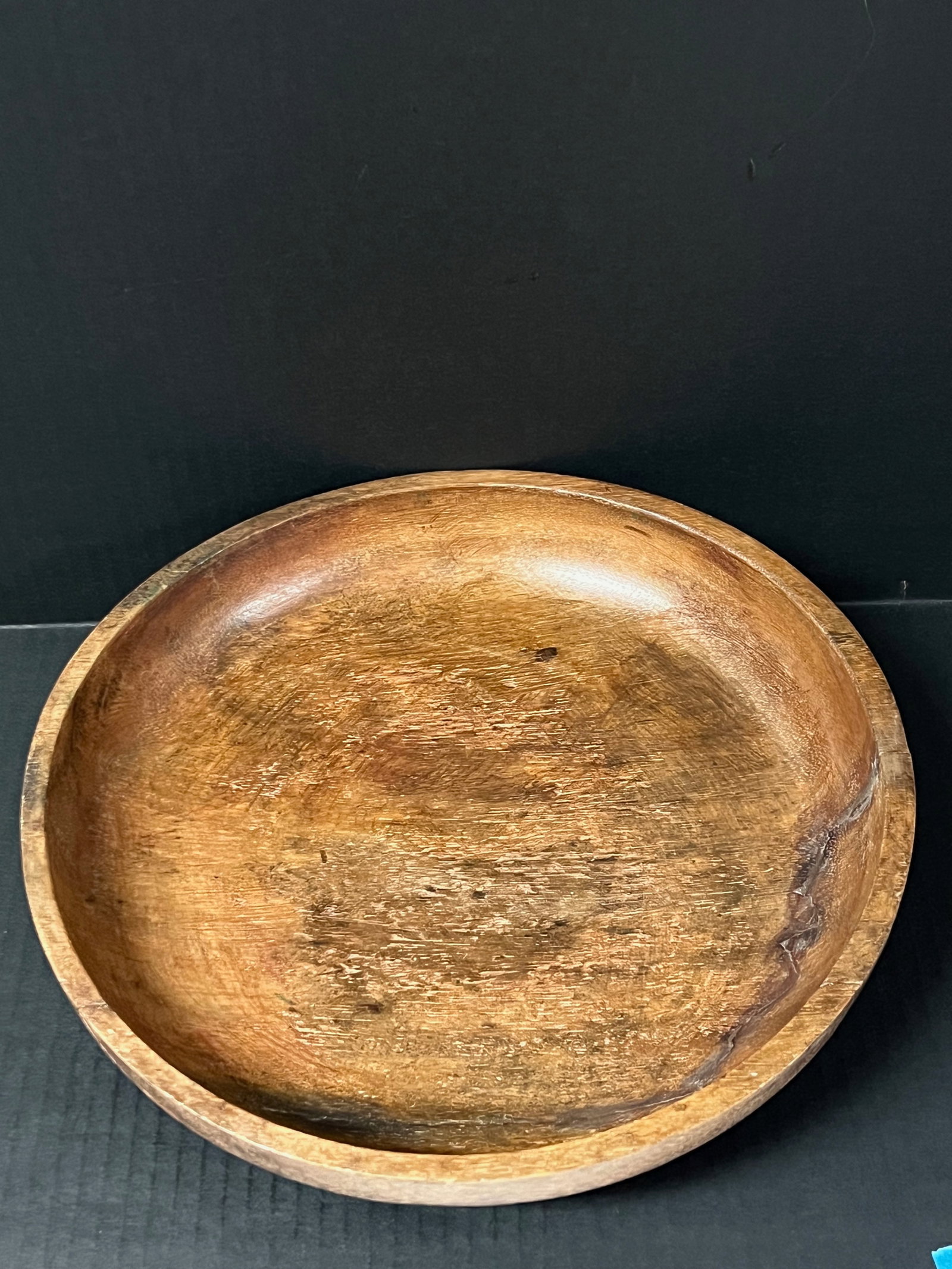 Carved Wood Round Fruit Tray Sculpture: Folk Art Carved Wood Round Fruit Tray Sculpture. The dimension is inches high x inches wide. Please be aware that some of the items are vintage, secondhand, old ages, antiques and may have a defects o