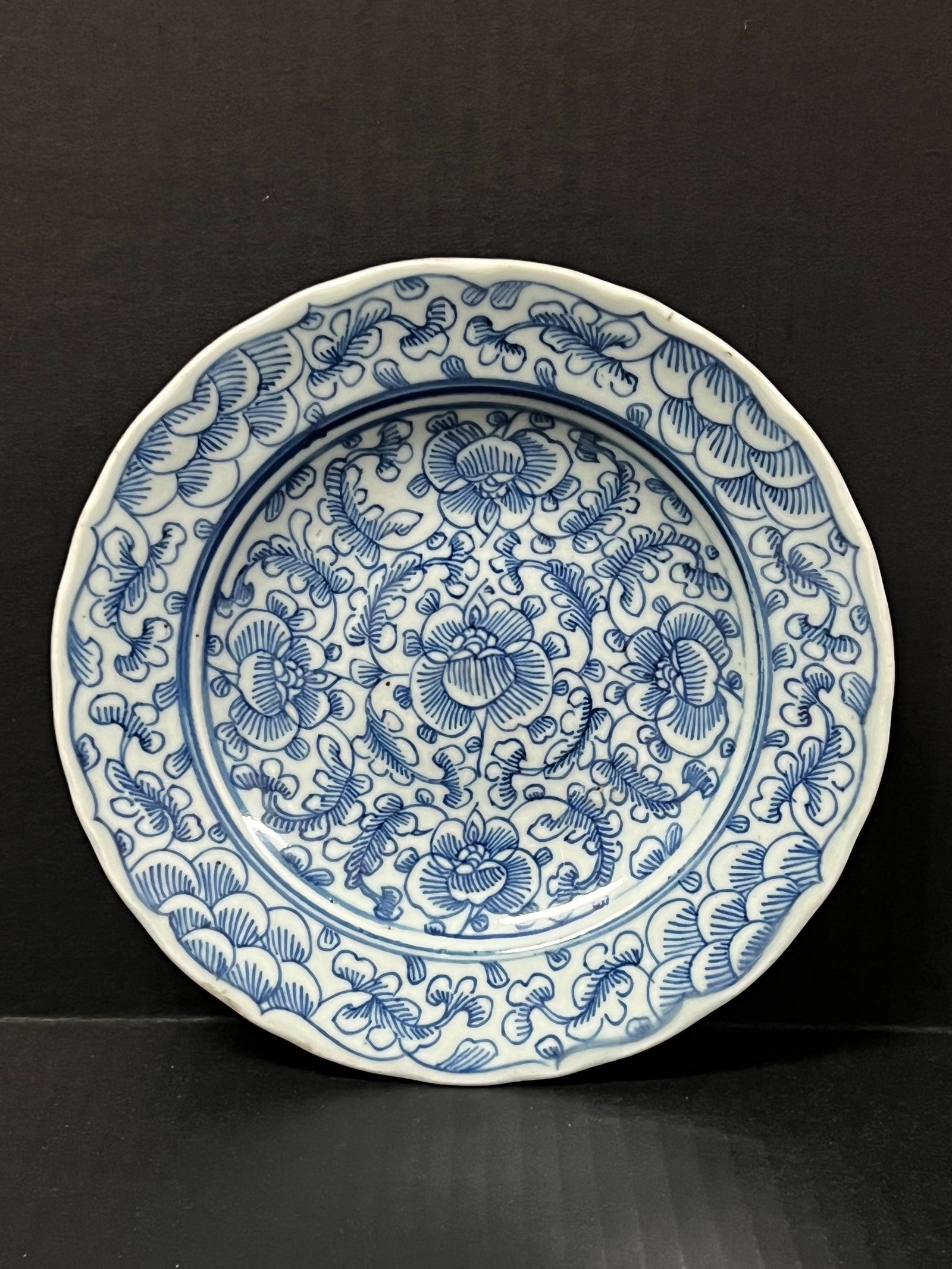 Chinese Art Porcelain Blue and White Plate: Chinese Art Porcelain Blue and White Plate. The dimension is 8 inches high x 8 inches wide. Please be aware that some of the items are vintage, secondhand, old ages, antiques and may have a defects or