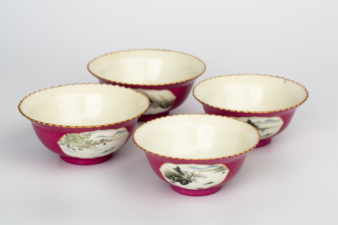 A SET OF CERAMIC BOWLS - THE REPUBLIC OF CHINA ERA (1 of 7)