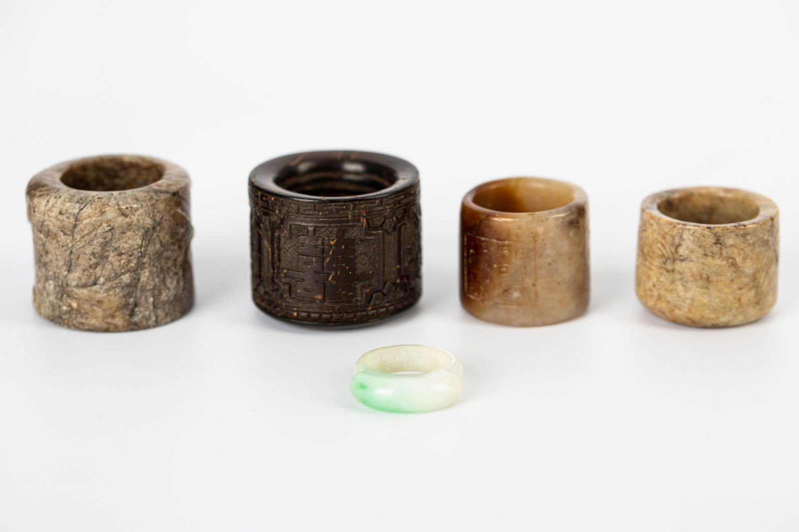 LATE QING DYNASTY A SET OF JADE AND COCONUT SHELL PULL (1 of 1)