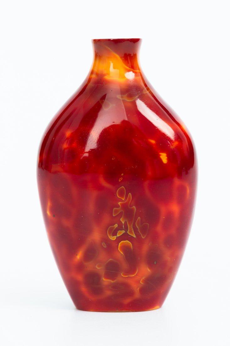 CRANE TOP RED SNUFF BOTTLE: CRANE TOP RED SNUFF BOTTLE