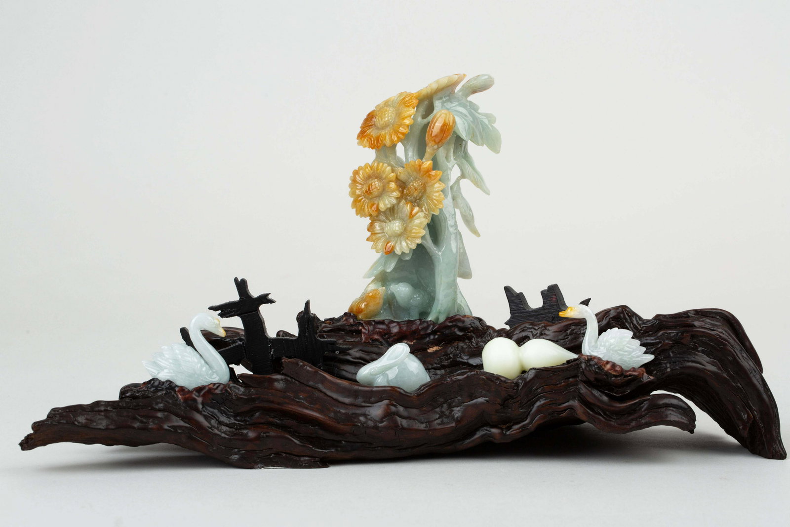 Jadeite ornament, 20th century (1 of 4)