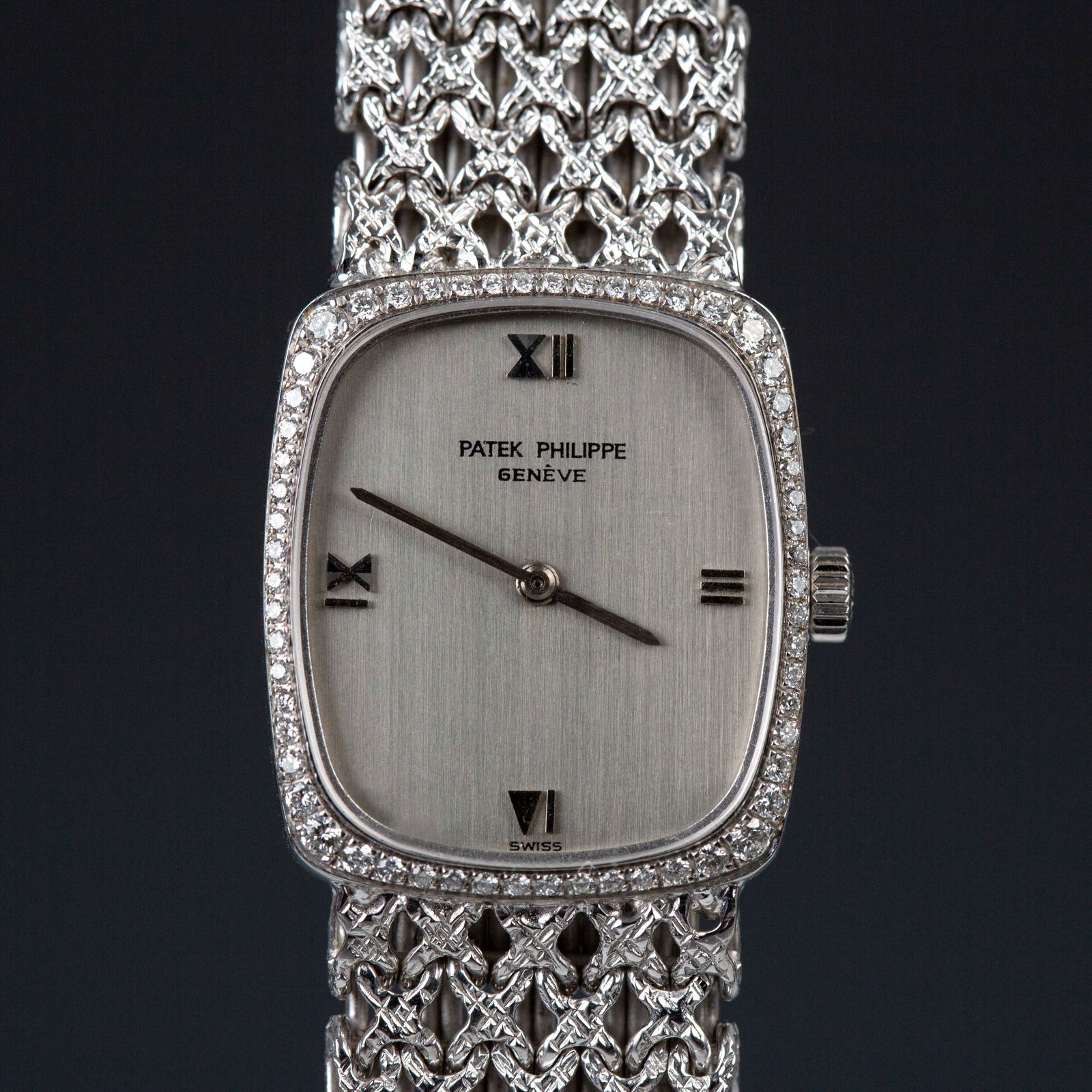 Patek Philippe 18K White Gold Case Diamond Mechanical watch with original strap (1 of 6)