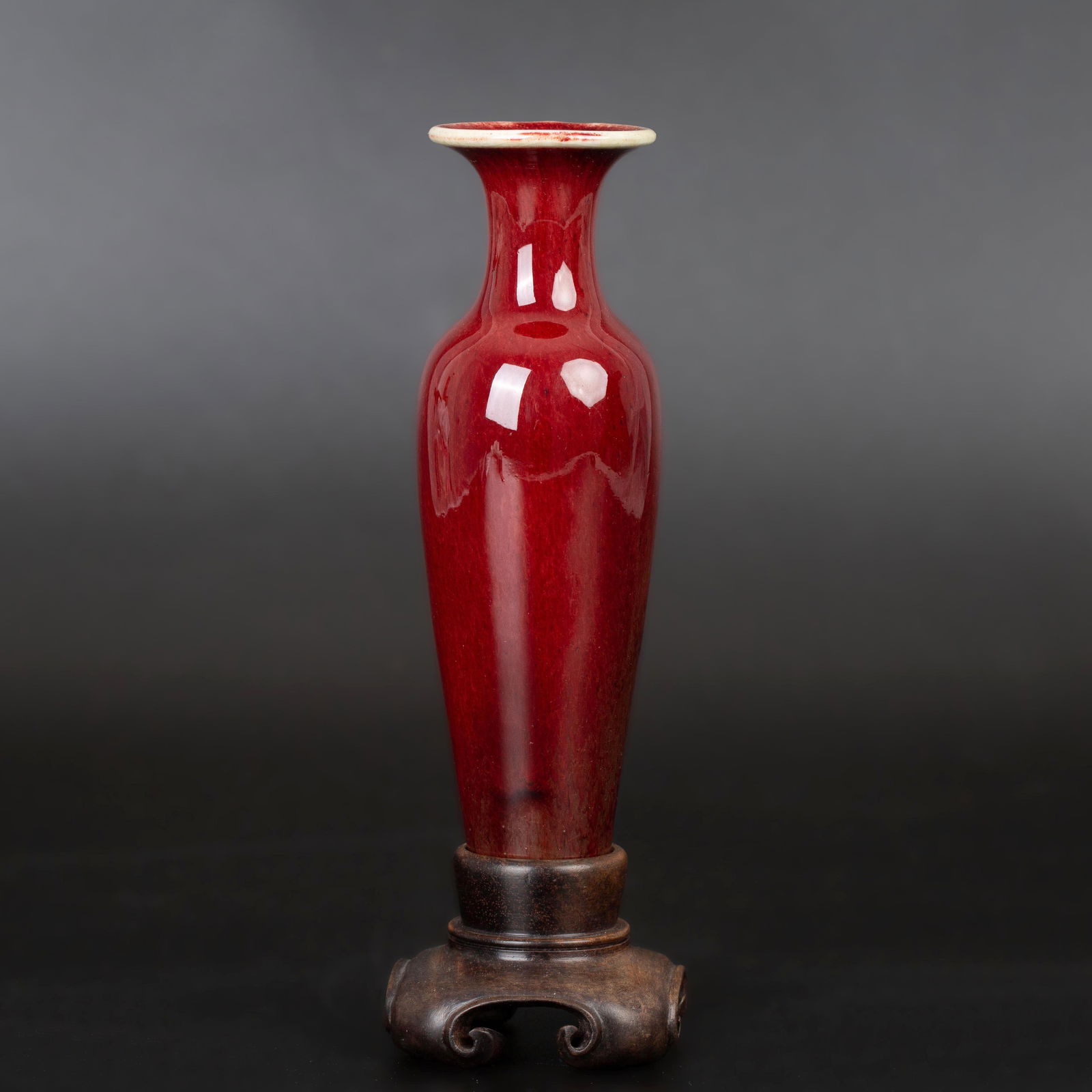 Langyao red. Beauty shoulder. Willow leaf vase. 19th century (1 of 6)