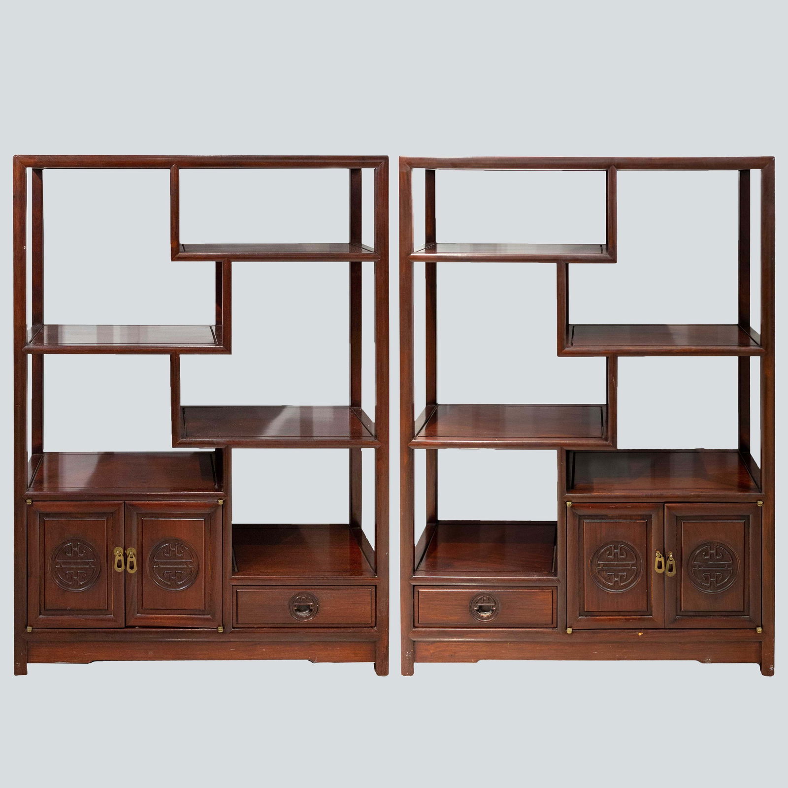 A pair of antique mahogany (Hong suan zhi) shelf, 19th Century (1 of 1)