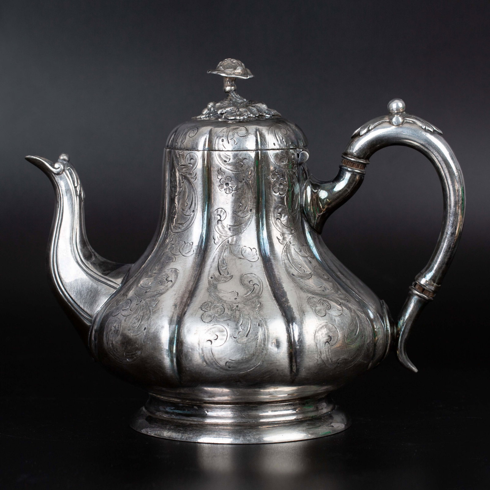 Sterling Silver Tea Pots Stamped B & R: Sterling Silver Tea Pots Stamped B & R H 20cm W 25cm