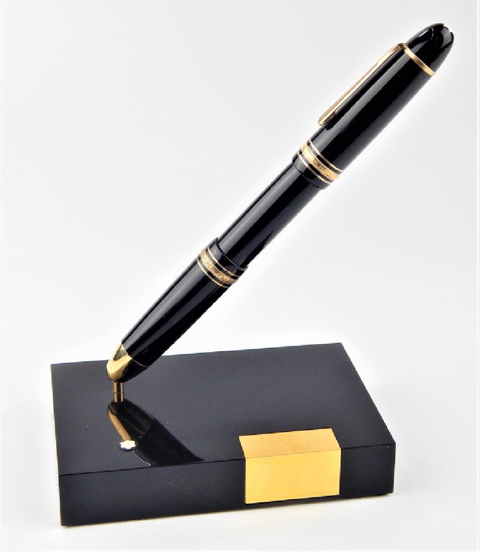 fountain pen desk holder