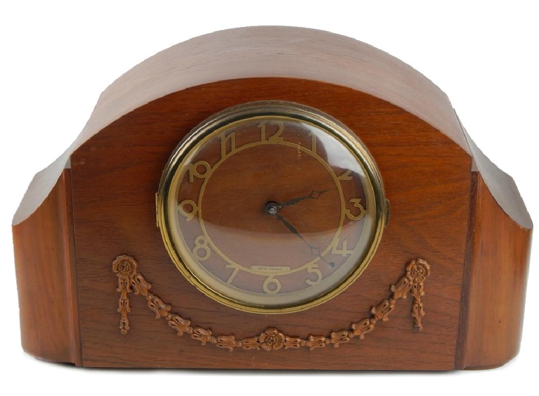 MID CENTURY SETH THOMAS WOODEN MANTEL CLOCK (1 of 6)