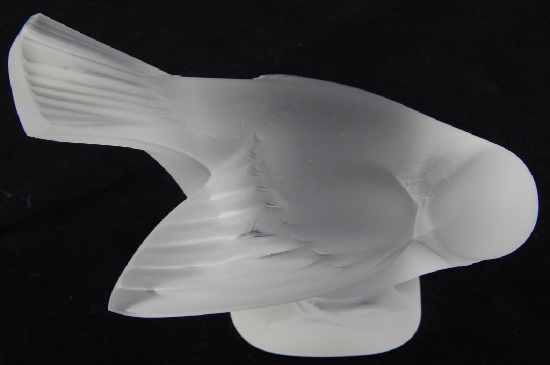 LALIQUE FRANCE FROSTED CRYSTAL SPARROW FIGURE (1 of 7)