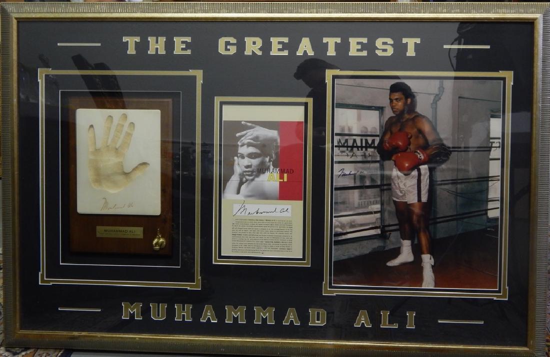 MUHAMMAD ALI "THE GREATEST" SIGNED  FRAMED DISPLAY (1 of 7)
