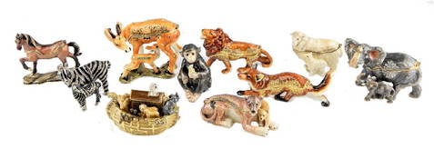 Animals and Trinket Boxes - Feb 13, 2023 | Broken Arch Auction Gallery NCFL#9399 in NC Animals and Trinket Boxes - Feb 13, 2023 | Broken Arch Auction Gallery NCFL#9399 in NC