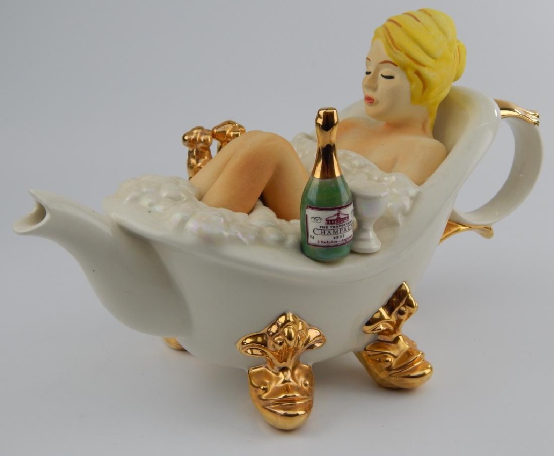 【夜中Sale】英国製　ティーポット Teapottery BathTeapot Swineside Teapottery Bathtub Teapot