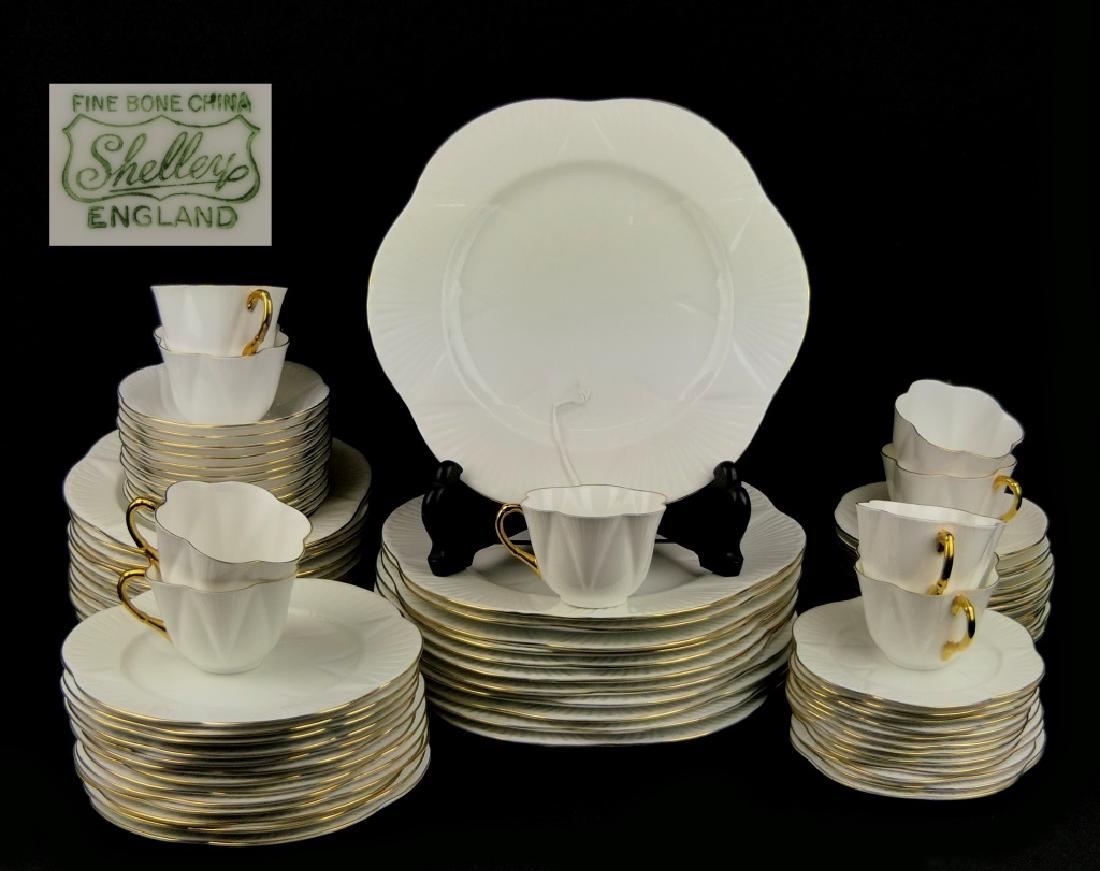 82pc SHELLEY "REGENCY" DINNER SERVICE SET FOR 12 (1 of 6)