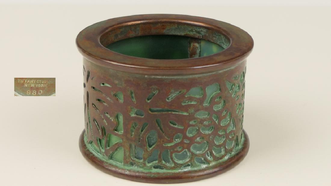 TIFFANY STUDIOS BRONZE FAVRILLE GRAPEVINE PEN WIPE (1 of 6)