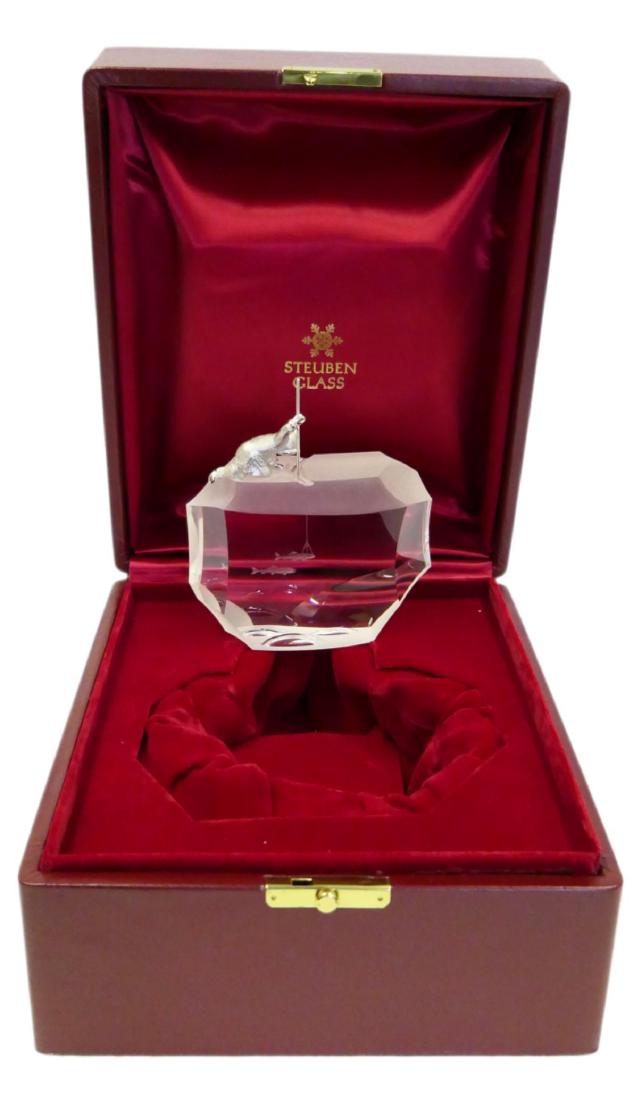 JAMES HOUSTON FOR STEUBEN "ARCTIC FISHERMAN" (1 of 7)