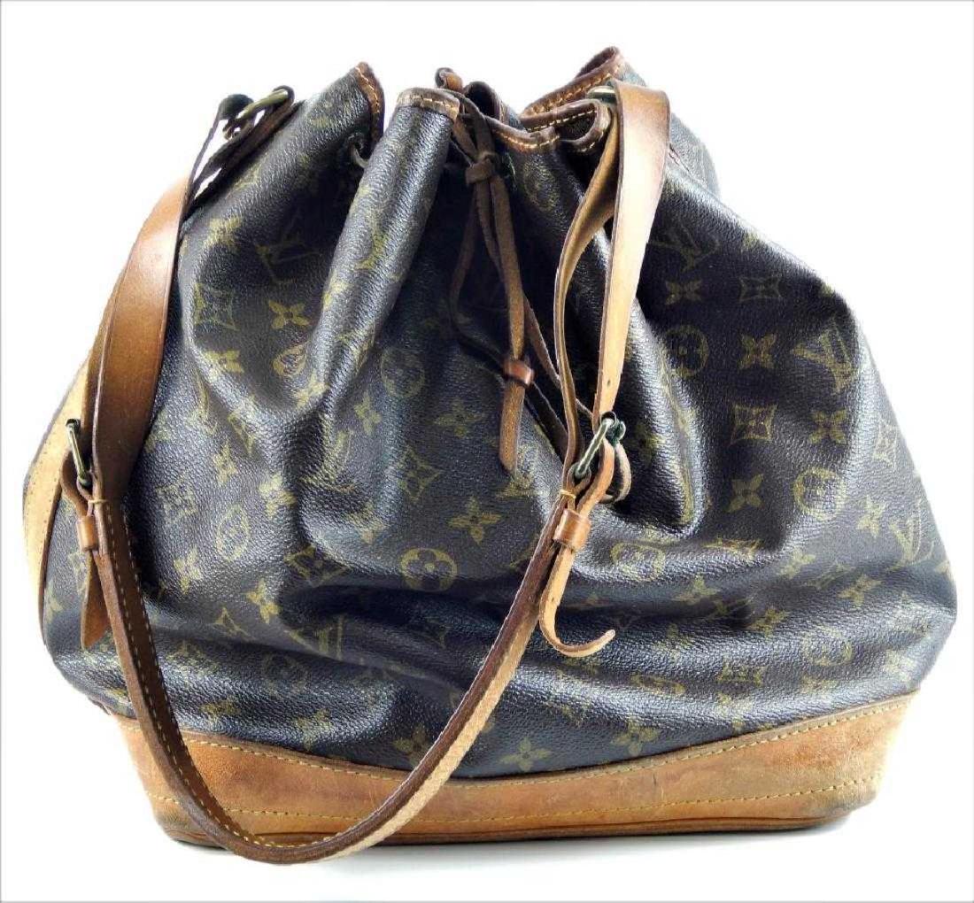 LOUIS VUITTON VINTAGE LEATHER MONOGRAM PURSE (1 of 4)