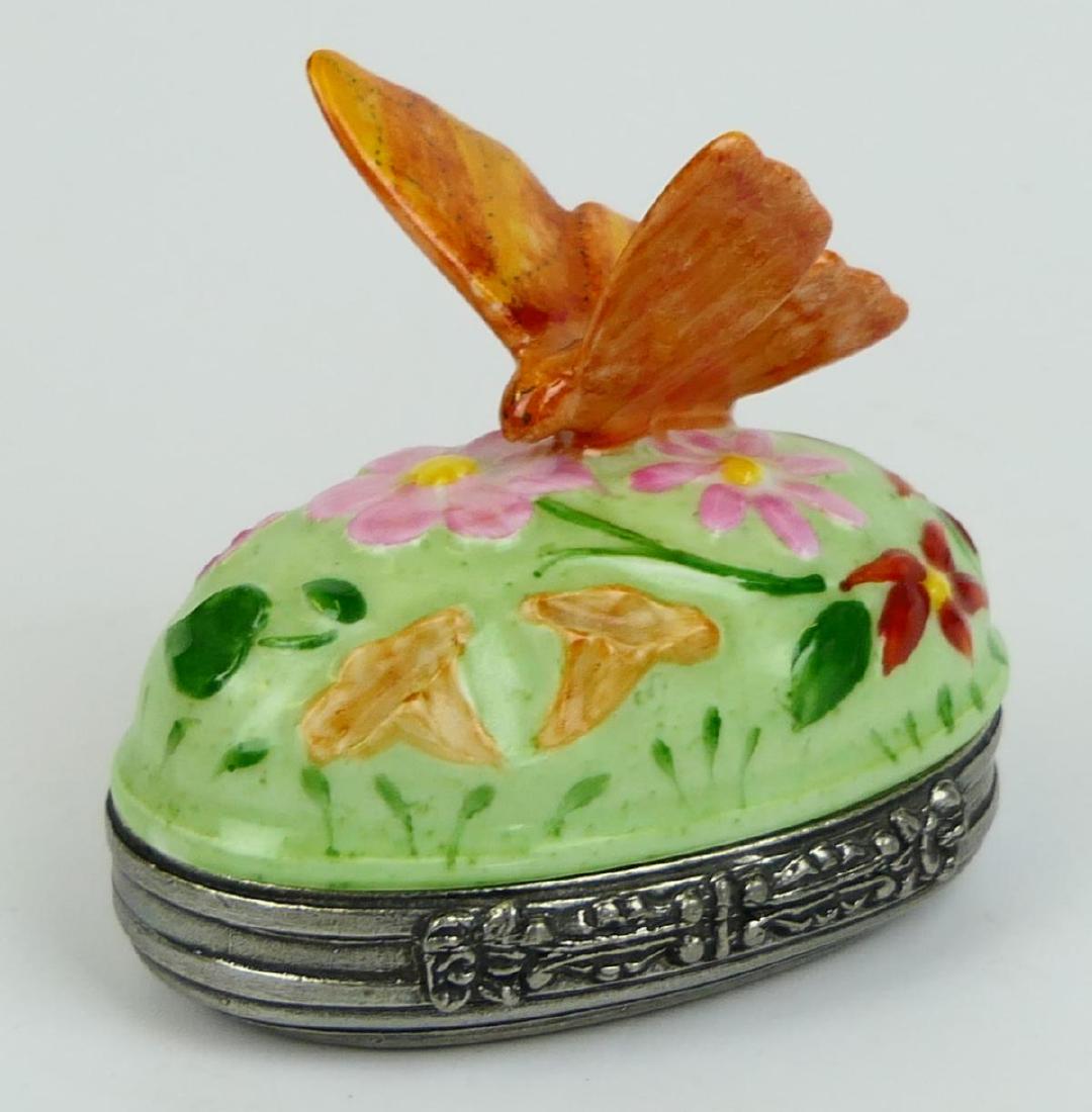 LIMOGES HAND PAINTED BUTTERFLY TRINKET BOX (1 of 6)