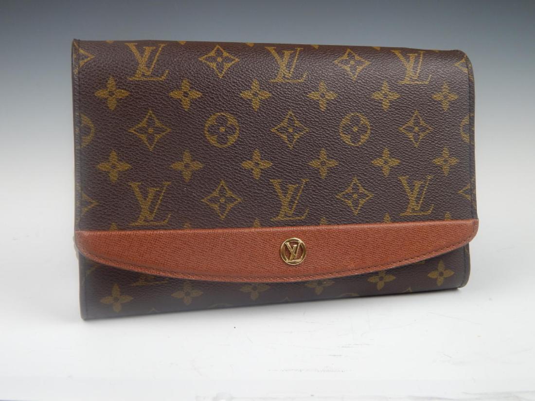 LOUIS VUITTON BROWN LEATHER MONOGRAM CLUTCH (1 of 5)