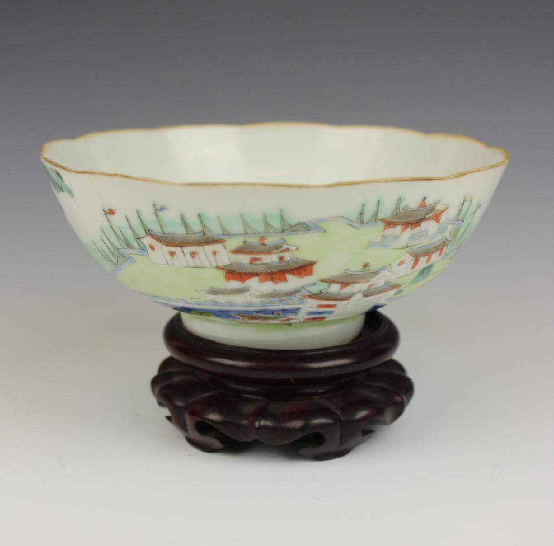CHINESE DAOGUANG FAMILLE ROSE LANDSCAPE BOWL (1 of 10)