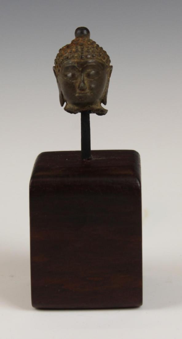 ANTIQUE STONE BUDDHA HEAD ON BASE (1 of 4)