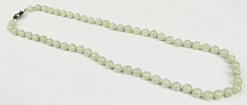 DAVID SAITY CHINESE CARVED JADEITE BEADED NECKLACE (1 of 4)