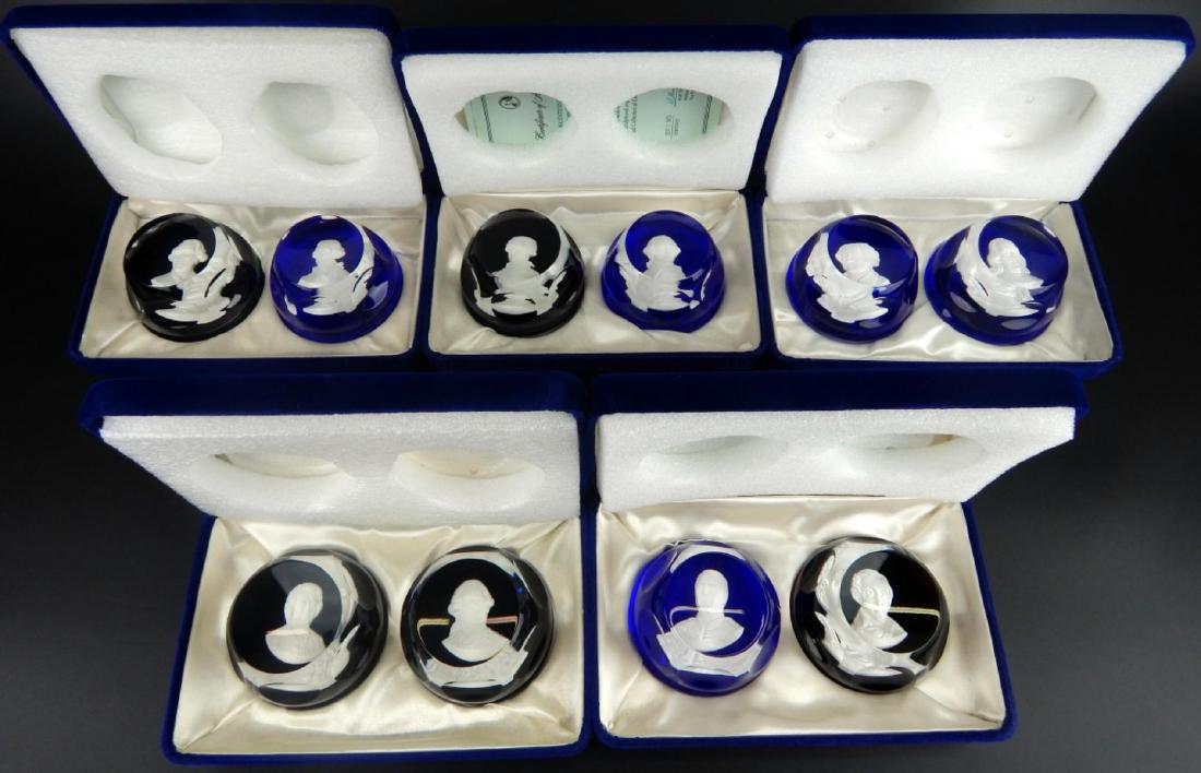 CRISTAL D'ALBRET PRESIDENTAL SULPHIDE PAPERWEIGHTS (1 of 9)