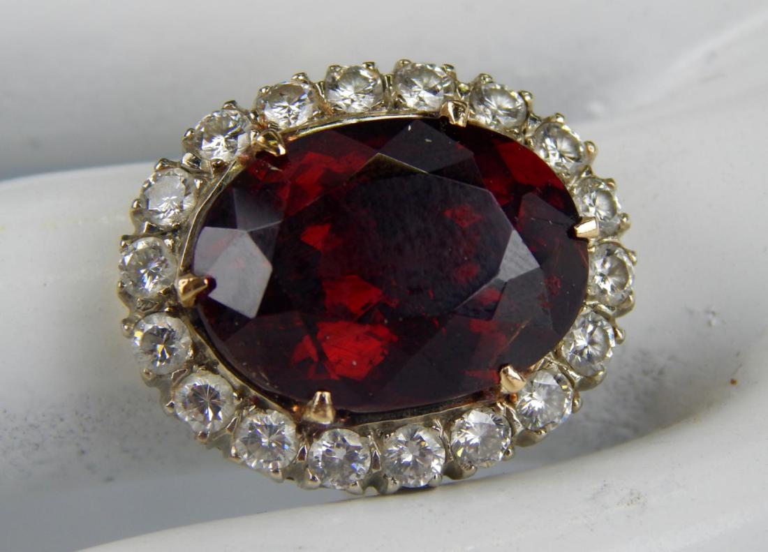 LARGE 14KT Y GOLD DIAMOND & GARNET LADIES RING (1 of 9)