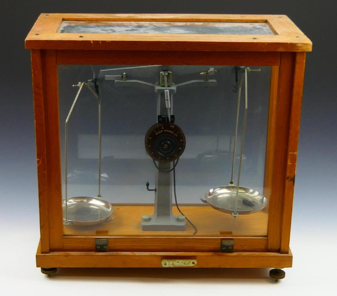 PHILIP HARRIS Ltd LABORATORY ANALYSIS SCALE (1 of 6)