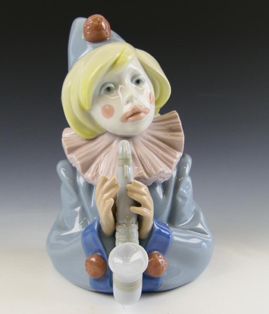 LLADRO PORCELAIN FIGURINE " SAD NOTE" 5586 (1 of 4)