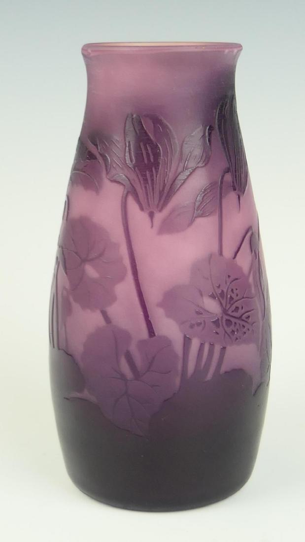 ST LOUIS NANCY LAVENDER CAMEO GLASS CABINET VASE: Saint Louis Nancy French cut cameo lavender glass cabinet vase with lily pad design. Signed to side. Measures approx. 4 5/8" height (11.7cm).