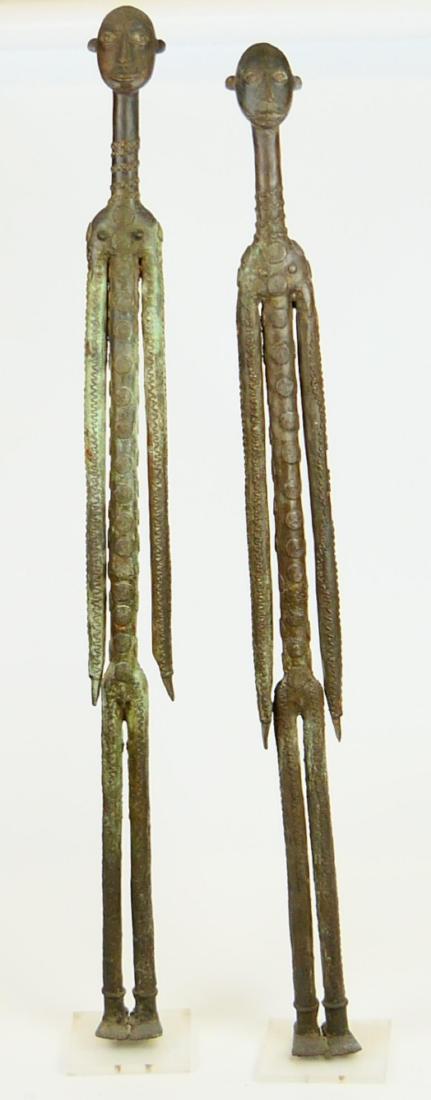 Pr AFRICAN TRIBAL BRONZE STANDING MALE SCULPTURES (1 of 13)