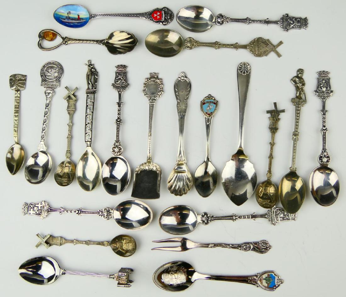 22 STERLING & SILVERPLATE SOUVENIR SPOONS (1 of 7)