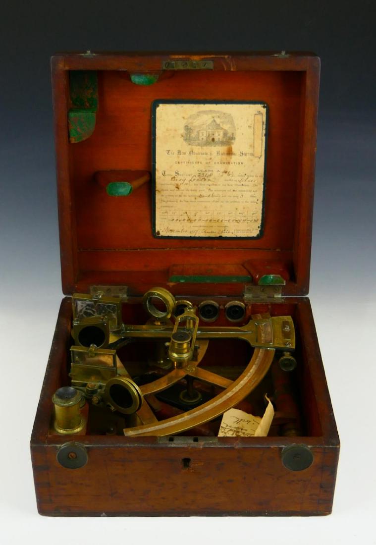 ANTIQUE ENGLISH SEXTANT NAUTICAL INSTRUMENT (1 of 5)