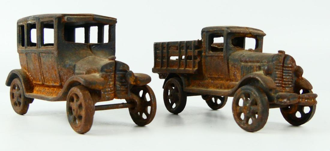 (2) ANTIQUE CAST IRON TOY TRUCKS (1 of 2)