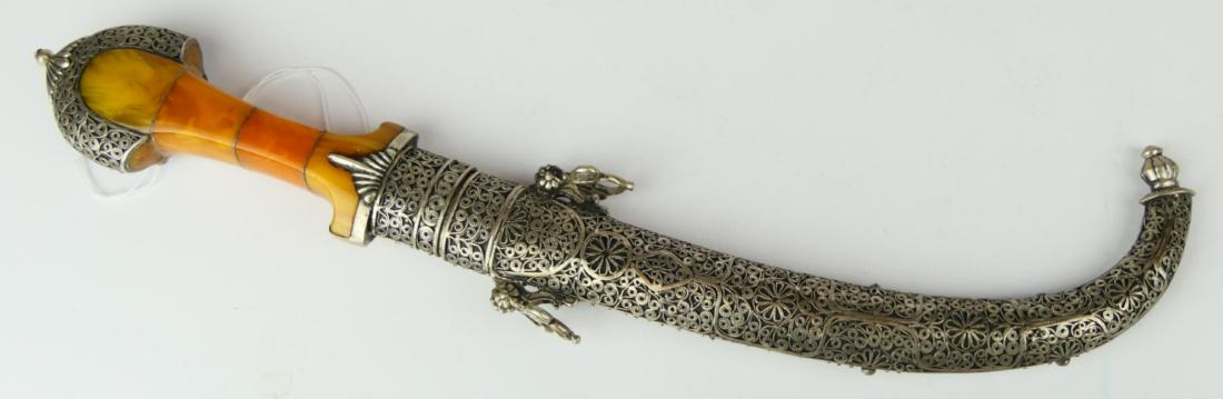 FINE  PERSIAN MUGHAL SILVER  DAGGER (1 of 7)
