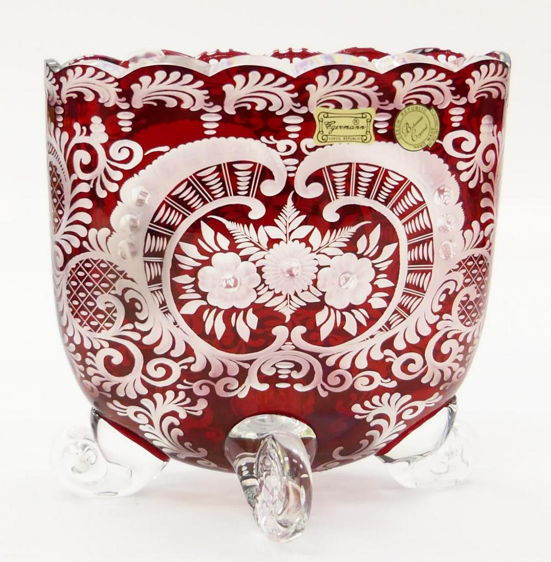 CZECH CRANBERRY CUT TO CLEAR HEAVY VASE: CZECH CRANBERRY CUT TO CLEAR HEAVY VASE. Measures approx. 6 3/4" height x 7" width x 5 1/2" dpeth (17.1cm x 17.8cm x 14cm).