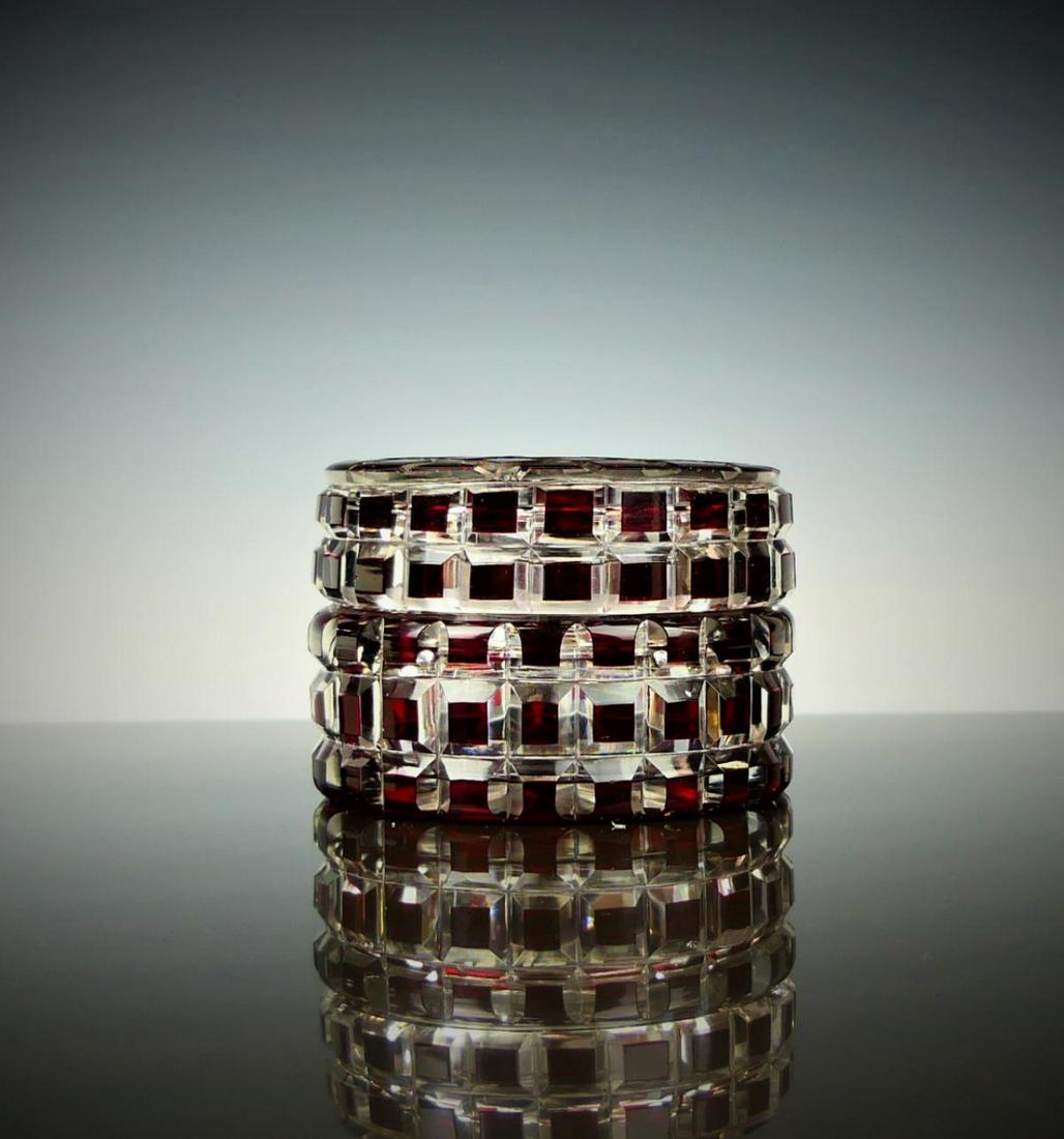VINTAGE/ANTIQUE CZECH RUBY CUT TO CLEAR ROUND BOX (1 of 3)