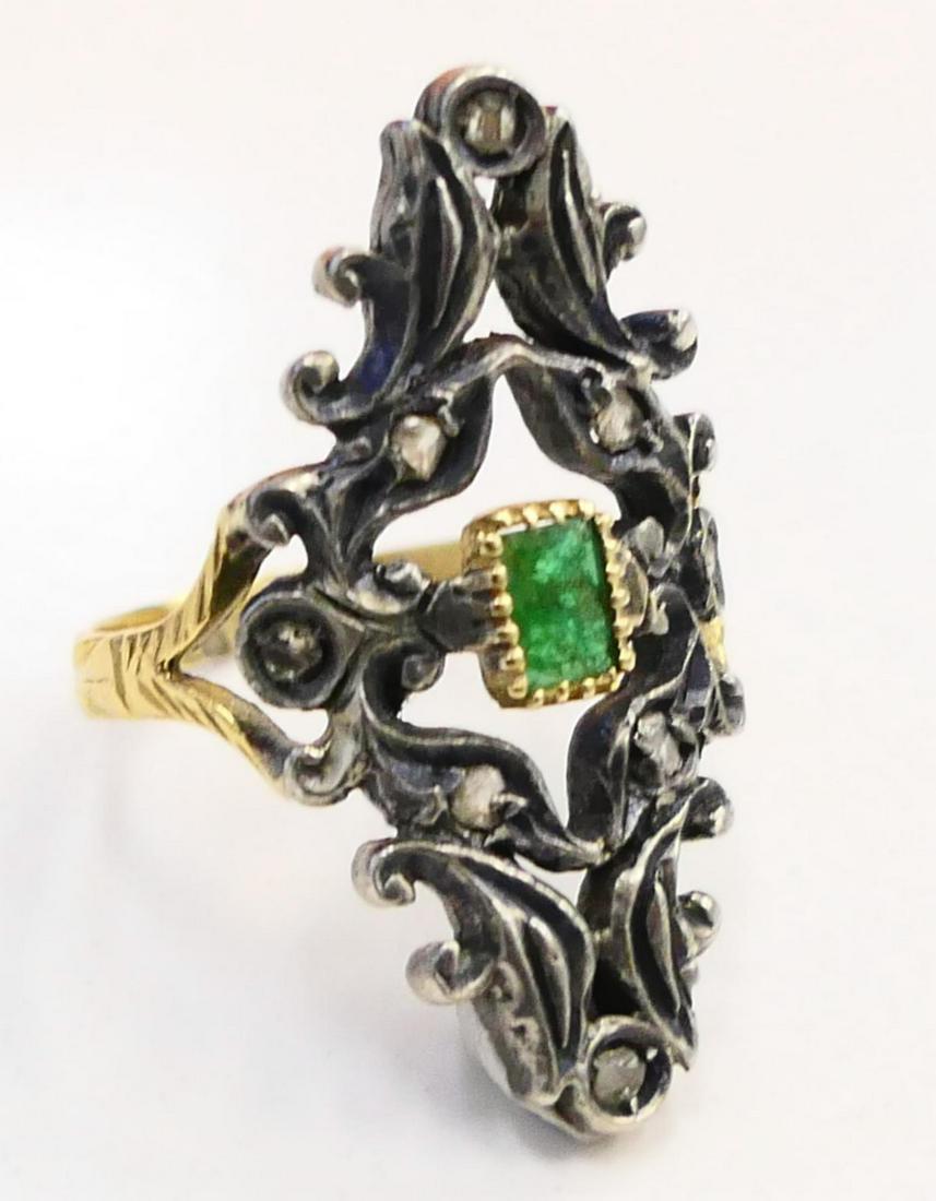 ANTIQUE 18 KT GOLD EMERALD & DIAMOND  LADIES RING (1 of 4)