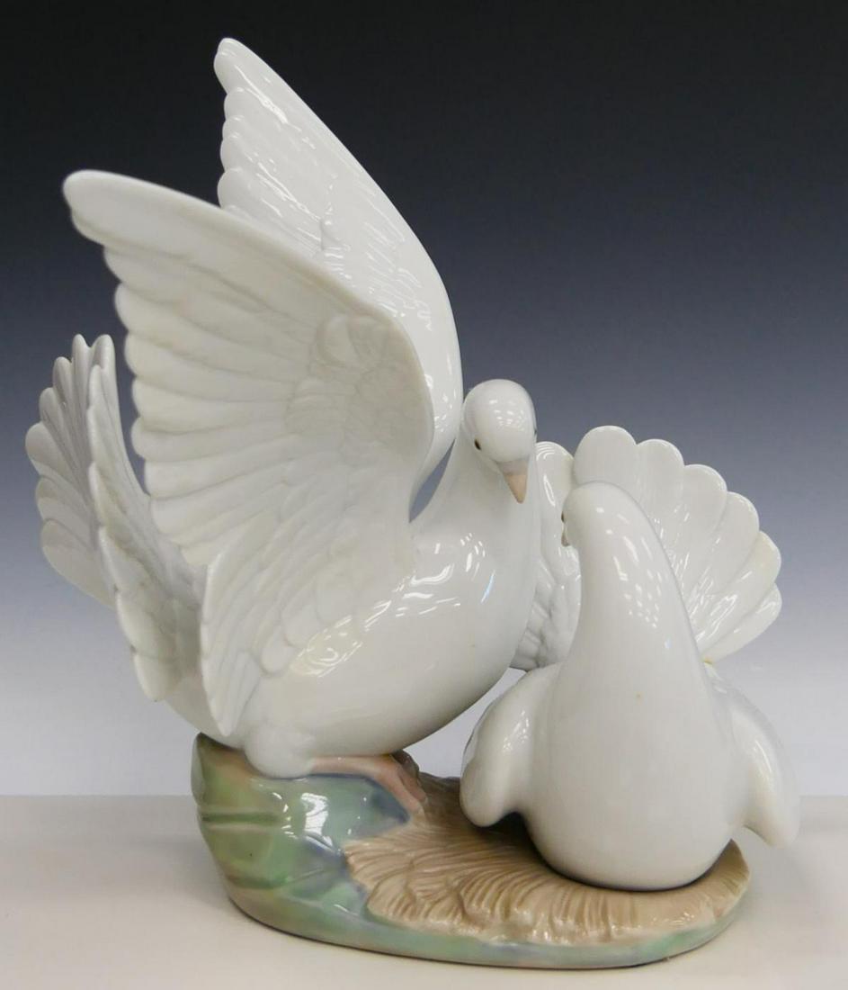 LLADRO PORCELAIN DOVES FIGURE "LOVE NEST" #6291 (1 of 4)