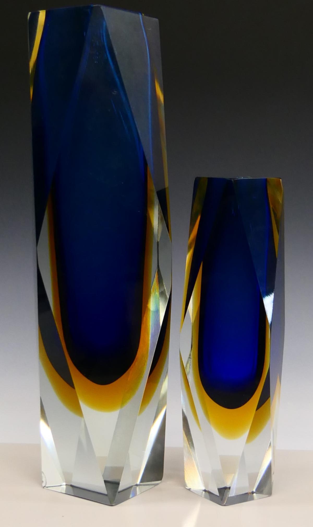 2 MURANO GLASS VASES TRI COLORED GRADUATED (1 of 6)