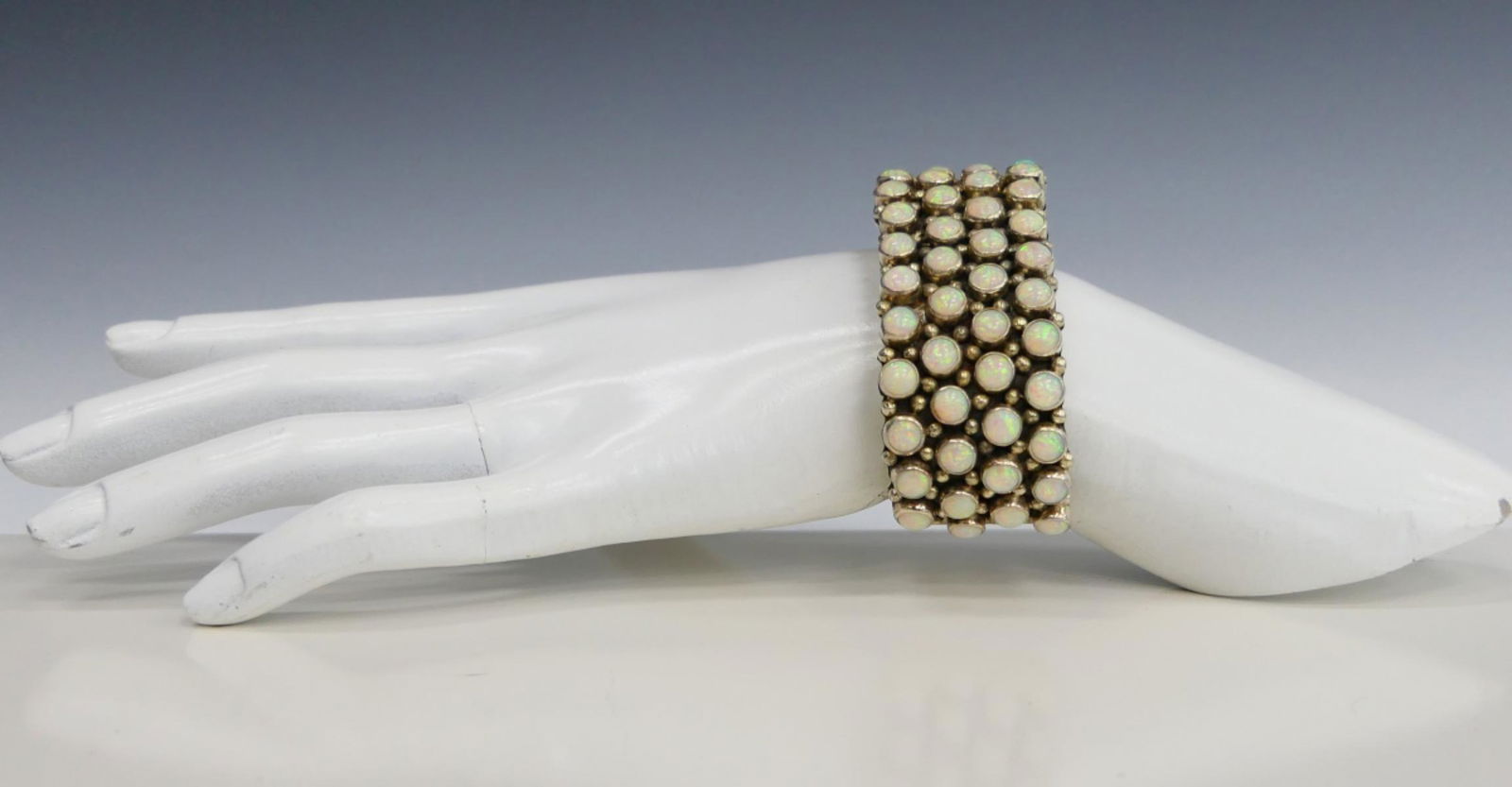 NAKAI NAVAJO STERLING & MULTI OPAL LADIES CUFF (1 of 5)