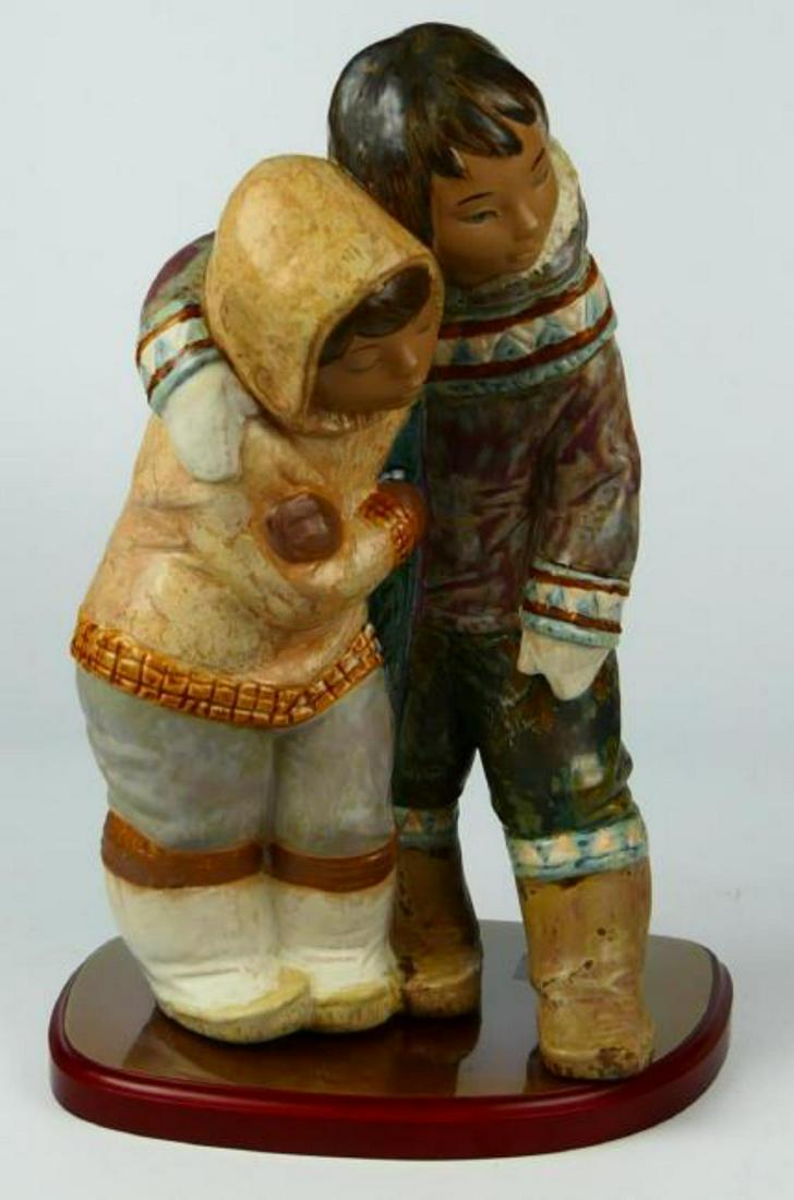LLADRO 14" GRES ESKIMO BOY & GIRL #2038 (1 of 3)