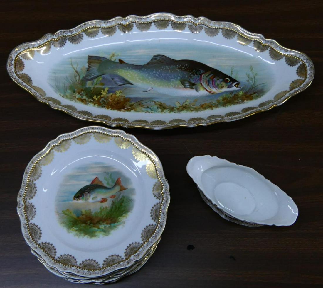 14 PIECCE O&EG ROYAL AUSTRIA FISH PLATE SET (1 of 5)