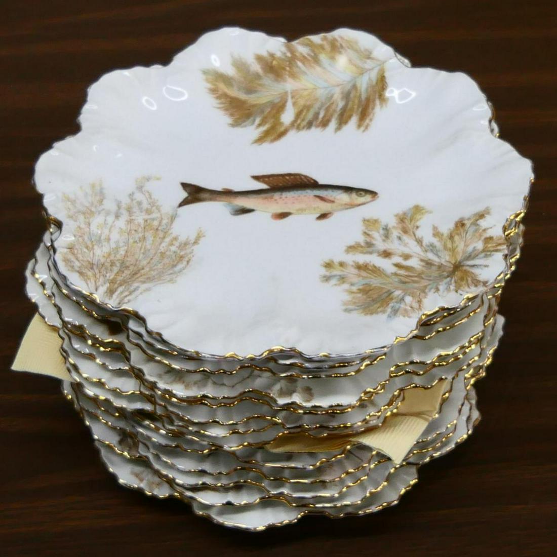 14 LIMOGES HAND PAINTED FISH SCALLOPED PLATES (1 of 3)
