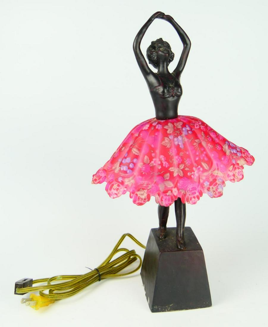 DECO LADY STYLE TABLE LAMP (1 of 5)