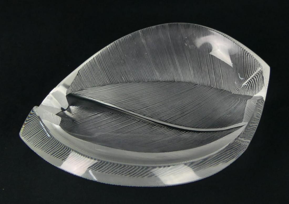 SIGNED LALIQUE "PHILLIPINES"  CRYSTAL TRAY (1 of 4)